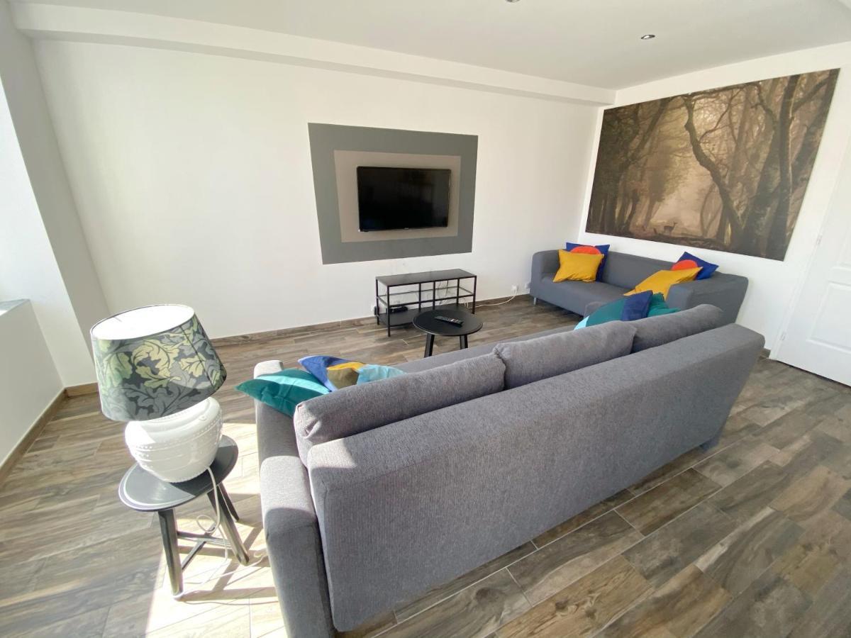 22 Chic & Cosy Grand Appart 92M2 Parking Gratuit Hypercentre Netflix Saint-Etienne  Exterior photo